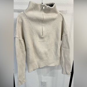White Banana Republic Sweater